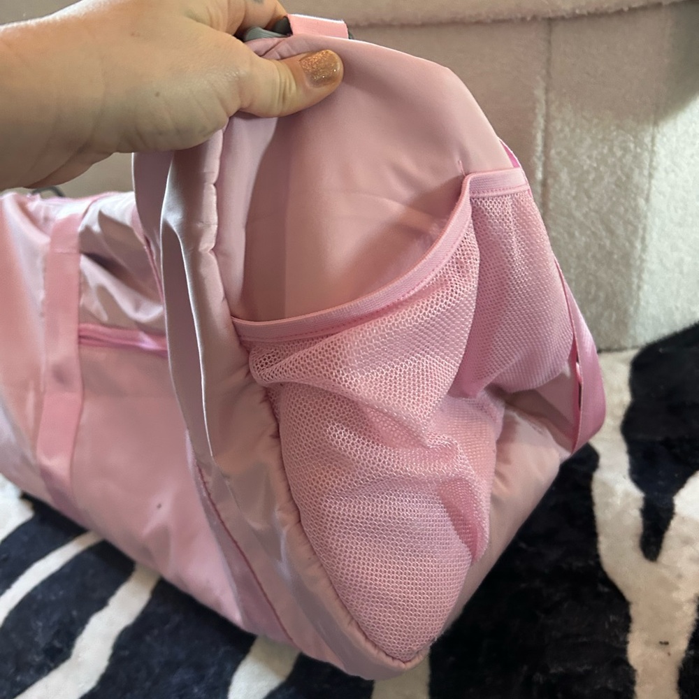 Pink gym bag - Picture 5 of 11